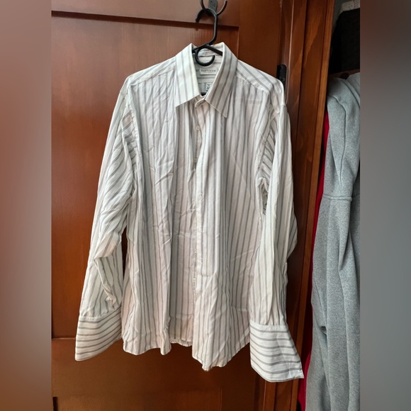 Men’s button down shirt - Picture 1 of 3